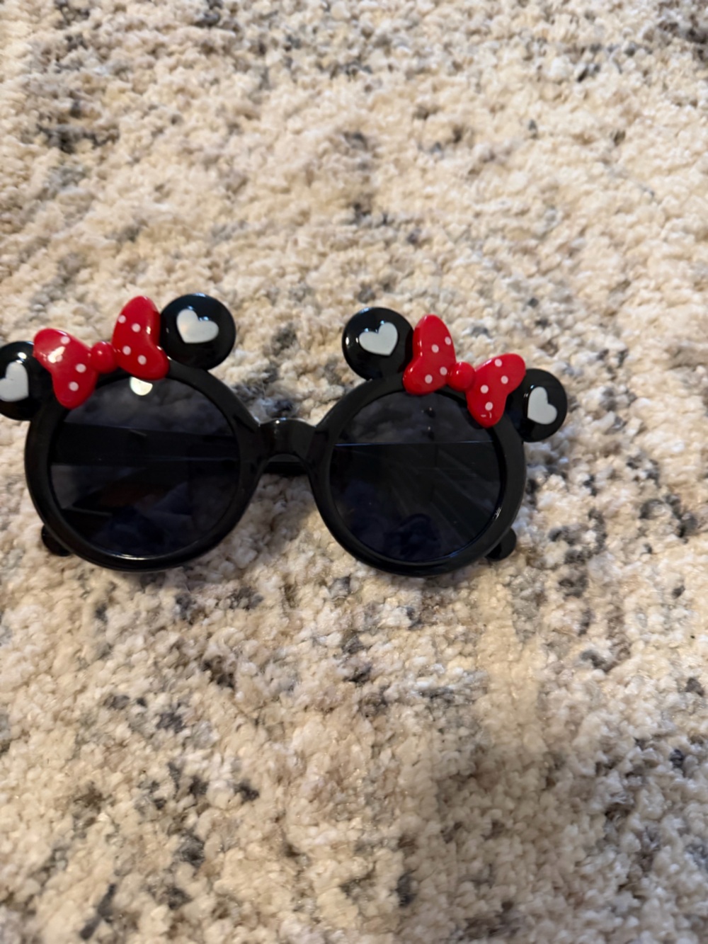 Kids Minnie Round Black Sunglasses with Red Polka Dot Bows